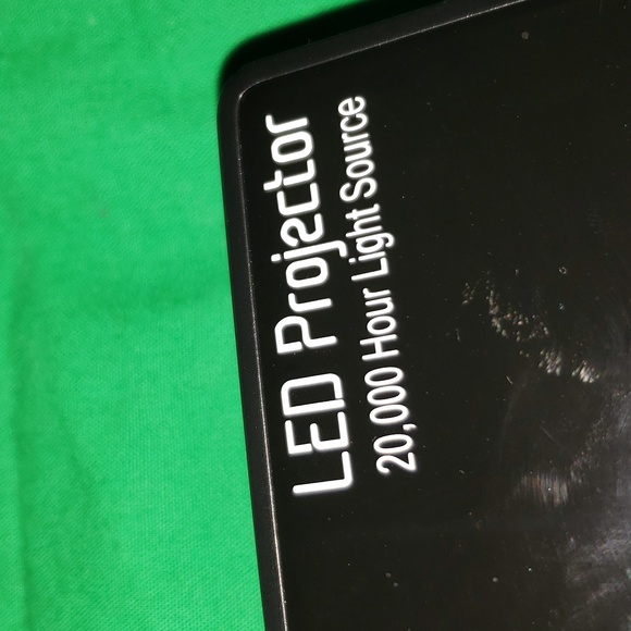 Aaxa Technologies LED Smart Projector 720 with Remote and Power Adapter - Picture 3 of 7